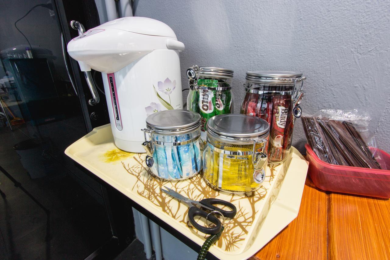 Coconut Budget And Boutique HHQ Buitenkant foto